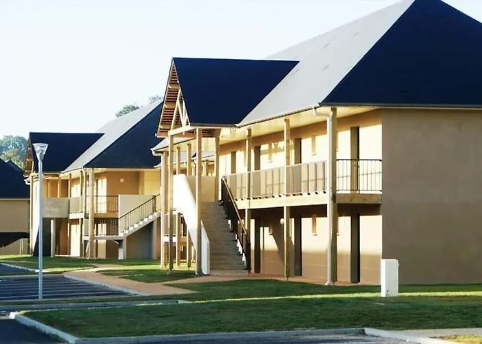 L'escapade Honfleuroise T2, Piscine, Parking, Wifi Équemauville